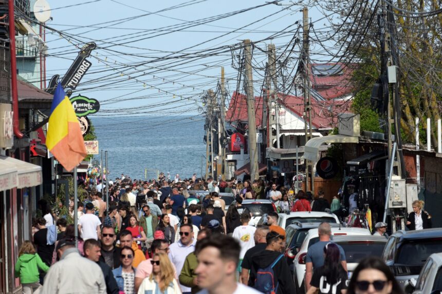 Constanța în Acțiune: Operațiuni ale Poliției în Tuzla și Vama Veche la Firmele Locale 1 judetul constanta razii ale politistilor in tuzla si vama veche la agentii economici 68b2e5a9aff7c