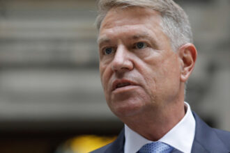 klaus iohannis mandatele de presedinte ale lui ion iliescu au avut un impact semnificativ asupra romaniei 6892d4862a7b0