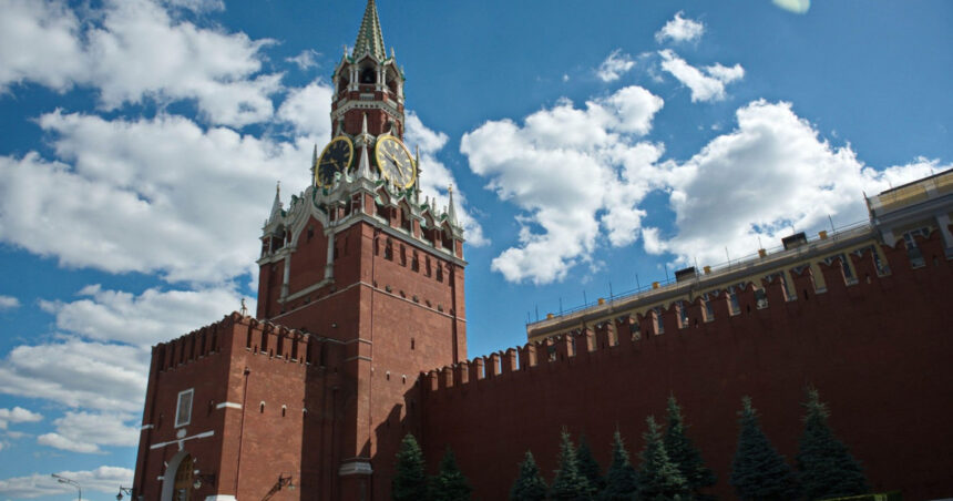 Kremlinul afirmă că Rusia își păstrează deschiderea pentru negocieri, dar nu va înceta ofensiva asupra Ucrainei. 1 kremlinul sustine ca rusia ramane interesata de negocieri dar anunta ca nu va renunta la atacurile asupra ucrainei 68b04b67d1533