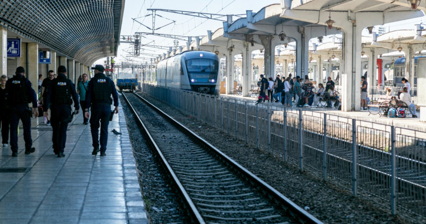 Timișoara: Autoritățile au creat o „oază de securitate” în zona Gării de Nord, pentru a răspunde provocărilor generate de cerșetorie și persoanele fără adăpost. 1 la timisoara politia a instituit o zona speciala de siguranta la gara de nord din cauza cersetorilor si a persoanelor fara adapost 689bb50e69eff