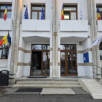 Laura Bobeș, eliminată din primărie de primarul Chițac în urma unei investigații DNA, are șanse să-și recapete postul 3 laura bobes data afara din primarie de primarul chitac in urma unei anchete dna ar putea reveni in functie 689dad298e391