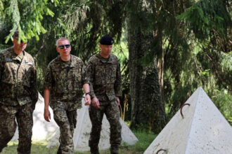 letonia instaleaza dinti de dragon la granita cu rusia si belarus motivul invocat de catre presedintele rinkevics 68a595067f3e4