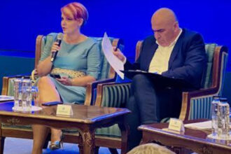 lia olguta vasilescu i am reprosat domnului bolojan ca nu a comunicat azi am vorbit a acceptat 29 de puncte din 30 68a36cbf75554