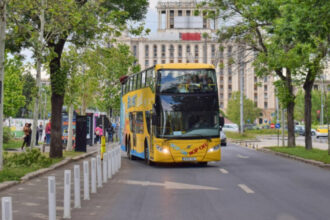 linia turistica bucharest city tour intra in functiune de astazi care este traseul si cat costa un bilet 68abf74e48307