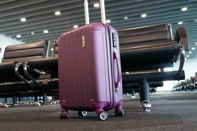 Aeroporturile din România care permit transportul lichidelor fără restricții de 100 de mililitri în bagaje 1 lista aeroporturilor din romania care pot elimina limita de 100 de mililitri pentru lichide din bagaj 689383a6ad8fc