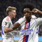Urmărește marea confruntare Lyon - Marseille pe VOYO! Începând cu ora 21:45, spectacolul Ligue 1 te așteaptă! Toate partidele zilei te țin în priză! 2 live blog maraton ligue 1 pe voyo lyon marseille de la 2145 cel mai asteptat meci toate meciurile zilei 68b3fe6f3eee0