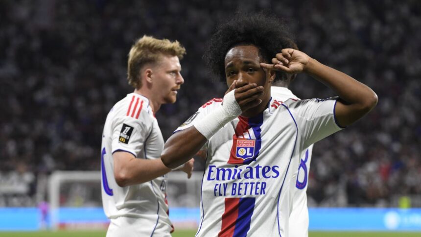 Urmărește marea confruntare Lyon - Marseille pe VOYO! Începând cu ora 21:45, spectacolul Ligue 1 te așteaptă! Toate partidele zilei te țin în priză! 1 live blog maraton ligue 1 pe voyo lyon marseille de la 2145 cel mai asteptat meci toate meciurile zilei 68b3fe6f3eee0