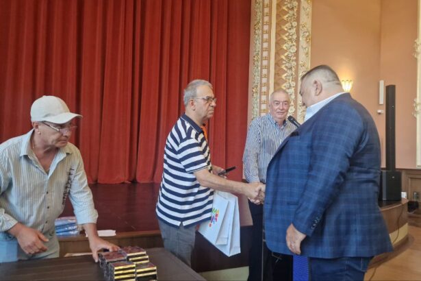 live foto video rugbistii din constanta revedere de suflet la cazino primarul vergil chitac vicele cjc razvan filipescu si presedintele camerei de comert mihai daraban printre invitati 688dca811a805