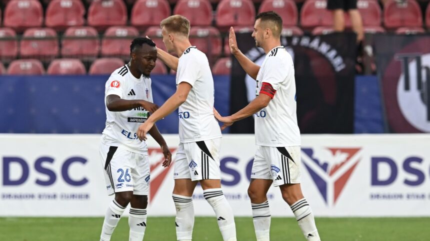 Urmărește duelul FC Botoșani - Csikszereda, începând cu ora 18:45, pe Sport.ro! Moldovenii își pot consolida startul promițător de sezon! 1 live text fc botosani csikszereda de la 1845 se vede pe site ul sport ro moldovenii isi pot continua inceputul excelent de sezon 68a98af1029f3