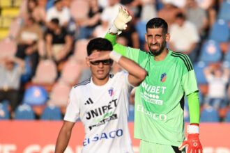 live text fc botosani universitatea craiova 0 0 asediu la poarta lui anestis grecul omul primei reprize 68b47269381ce