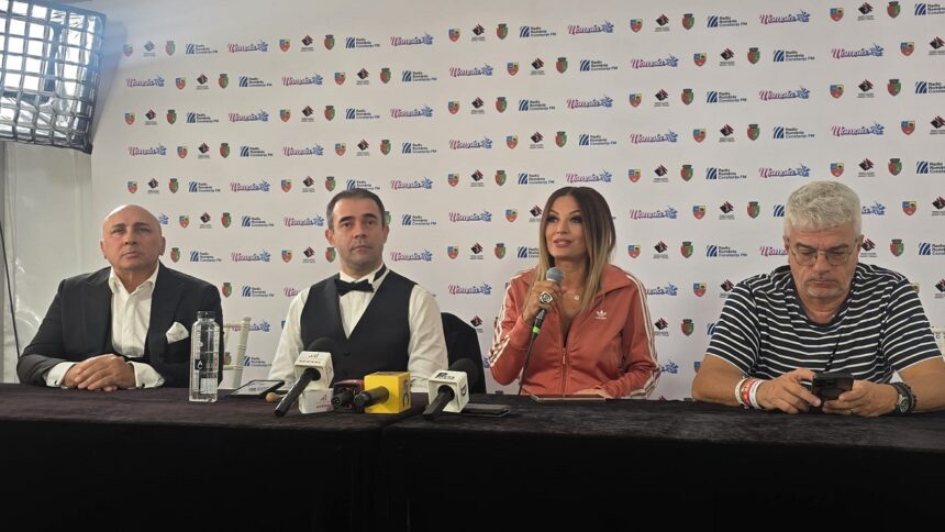 Marea Finale a Festivalului Mamaia 2025: Ionel Tudor, Andrei Tudor și Anca Țurcașiu, secrete picante din trecutul edițiilor! 1 live ultima seara a festivalului mamaia 2025 ionel tudor andrei tudor si anca turcasiu dezvaluiri incendiare despre editiile anterioare 68ab2de80d8c4