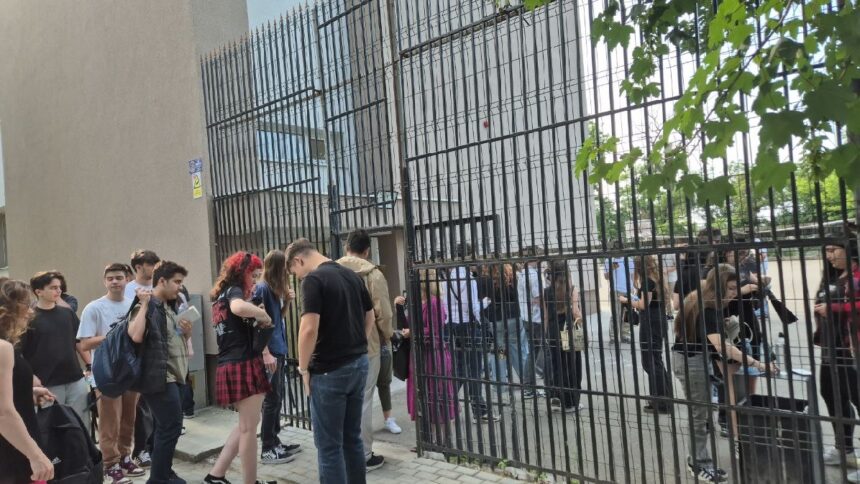 Luni debutează a doua rundă a examenului de Bacalaureat, cu probele scrise în prim-plan. Află când vor fi publicate rezultatele finale! 1 luni incepe cea de a doua sesiune a bacalaureatului continua cu probele scrise cand se vor afisa rezultatele finale 68988b7b3732e
