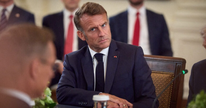 Macron îl compară pe Putin cu un căpcăun la pragul nostru, subliniind că acesta „trebuie să se hrănească” pentru a rămâne în viață. 1 macron spune despre putin ca este un capcaun la usile noastre care are nevoie sa continue sa manance pentru a supravietui 68a451648882f