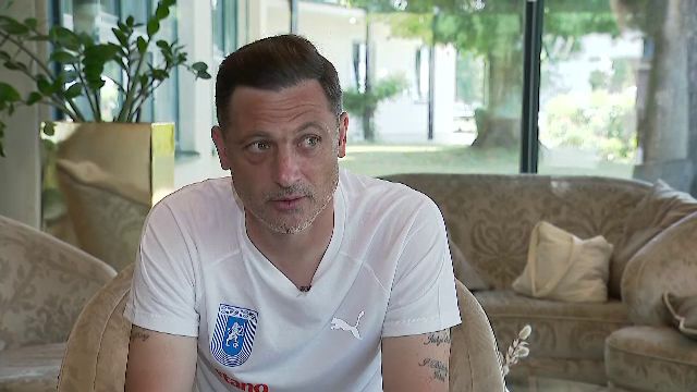Temerile lui Mirel Rădoi înaintea revanșei cu Trnava, în ciuda victoriei convingătoare de 3-0 a Universității Craiova: "Sunt îngrijorat!" 1 marea frica a lui mirel radoi inainte de returul cu trnava chiar daca univ craiova a castigat cu 3 0 in banie mi e teama 68976df733e8e