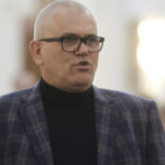 Marius Pieleanu părăsește SNSPA în urma unui nou scandal legat de abuzuri sexuale. Universitatea anunță oficial încetarea colaborării. 2 marius pieleanu pleaca de la snspa dupa noul scandal de abuz sexual institutia confirma incheierea contractului 6890a95783942