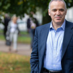 Apelul lui Garry Kasparov către poporul din R. Moldova: Eliberați-vă de sub jugul fascist al lui Putin! 3 mesajul lui garry kasparov pentru cetatenii r moldova va puteti rupe definitiv de regimul fascist al lui putin 68aa9f057da78