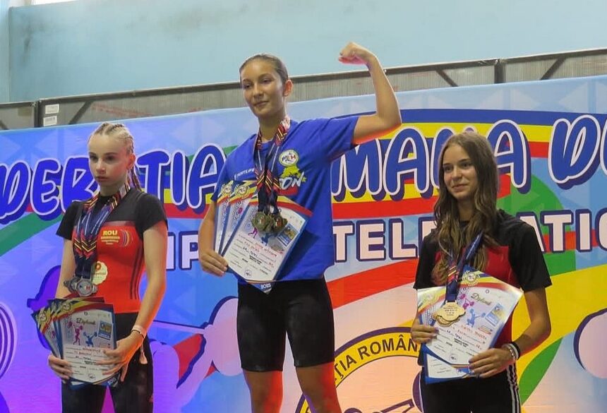 Micuții campioni de la CSO Ovidiu au strâns 9 medalii la Campionatele Naționale! 1 micii halterofili de la cso ovidiu au cucerit 9 medalii la campionatele nationale 68b2079250423