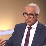 Ministrul Justiției: Asigurarea unei pensii generoase este esențială pentru a promova integritatea magistratului pe parcursul carierei sale. Prioritatea este să menținem o proporție cât mai echilibrată. 2 ministrul justitiei pentru ca magistratul sa fie o persoana cat mai incoruptibila cu putinta pe parcursul carierei sale trebuie sa aiba prefigurarea unei pensii indestulatoare principalul e sa exist 68b2d6b61b8cb