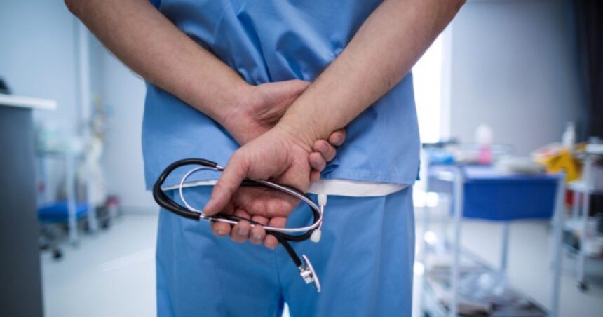 Ministrul Sănătății: Simplificarea accesului pentru pacienții cu afecțiuni cronice – Consult la specialist fără trimitere, în situații selectate 1 ministrul sanatatii acces mai simplu pentru pacientii cronici fara bilet de trimitere la specialist in anumite cazuri 6893a51dca088