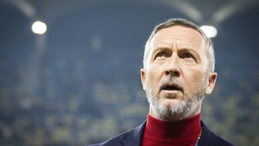 MM Stoica a reacționat vehement la ideea unui psiholog la FCSB: „Poate sunt demodat, dar nu mă atrage” 1 mm stoica a luat foc cand a auzit de psiholog la fcsb poate sunt invechit dar nu ma intereseaza 689441c18d305