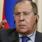 Moscova denunță ca fiind "inacceptabil" desfășurarea forțelor militare europene în Ucraina, conform declarațiilor lui Lavrov. 2 moscova respinge drept inacceptabila desfasurarea unui contingent militar european in ucraina anunta lavrov 68a71c7caa041