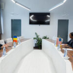 Nazare se consultă cu reprezentantul SUA: Este esențial să ne transformăm radical abordarea pentru a atrage investiții externe. 3 nazare intalnire cu insarcinatul cu afaceri al sua trebuie sa ne schimbam fundamental atitudinea in atragerea de investitii straine 68a5e2a15d13c