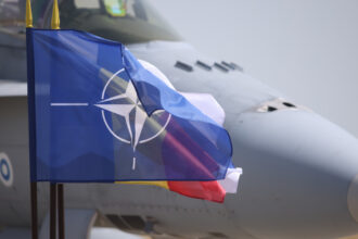news alert europa vrea ca trump sa trimita avioane de vanatoare f 35 in romania ca parte a garantiilor de securitate pentru ucraina the times 68a62c9f9e61d