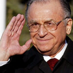 Breaking News: Ion Iliescu se află într-o situație gravă. Ultimele declarații ale medicilor despre starea de sănătate a fostului președinte 2 news alert ion iliescu este in stare critica ce spun medicii in cel mai recent raport privind sanatatea fostului presedinte 688df938791d6