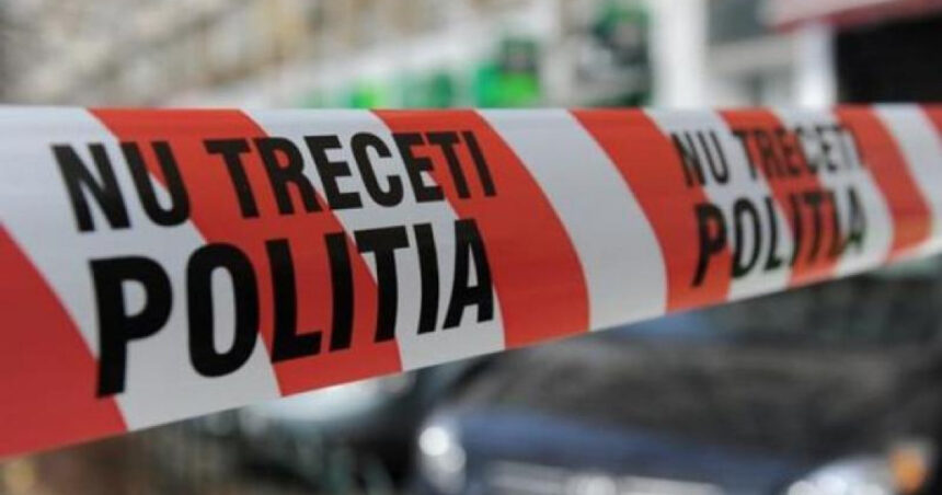 Informații noi despre crima din Arad: A tras-o de mână prin geamul mașinii și a dus-o timp de 1,5 km. Suspectul a fost reținut. 1 noi detalii in cazul crimei de la arad a prins o de mana prin geamul masinii si a tarat o peste 15 km barbatul a fost retinut 68948d2c87ffe