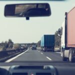 Reguli proaspete impuse de Guvern pentru traficul camioanelor de mare tonaj: amenzi crescute și stimulente pentru inițiativele eoliene. 3 noi norme adoptate de guvern privind circulatia vehiculelor grele amenzi majorate dar si facilitati pentru proiectele eoliene 68a71972130bc