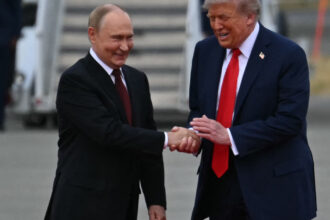 nu poti sa l palmuiesti pe putin cand ajunge dar a fost un spectacol foarte neplacut spun ucrainenii despre summitul din alaska 68a180973539a