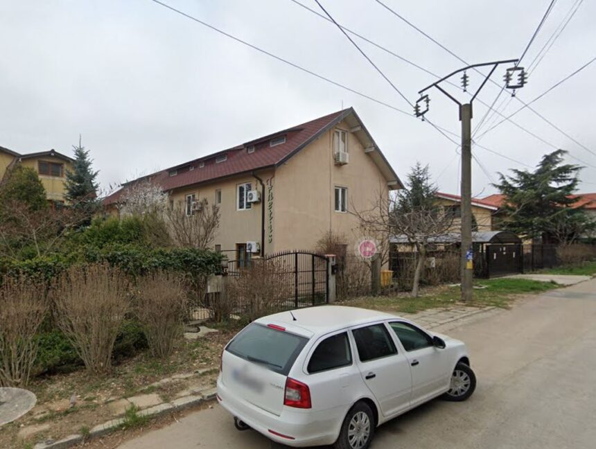 Pensiune de vânzare în Mamaia Sat, la un preț atrăgător de 320.000 de euro! 1 o pensiune din mamaia sat este scoasa la vanzare la pretul de 320 000 de euro 688f69590ee3e