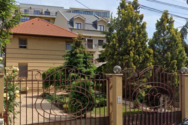 o pensiune situata in zona centrului de scafandri din constanta se vinde cu 750 000 de euro 68a298d6ee9cd