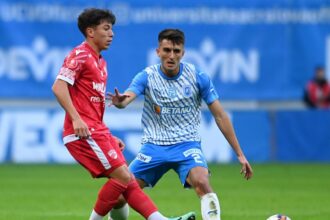 oficial al patrulea fotbalist roman la gyor prezentare spectaculoasa 688f298ea9a1d