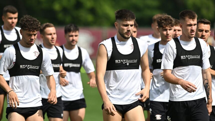 OFICIAL: TRANSFER SURPRIZĂ! A părăsit Rapidul pentru o rivală din Superligă: „Simt o bucurie imensă!” 1 oficial out a plecat de la rapid si a semnat cu o rivala din superliga sunt foarte bucuros 68a495cc4a143