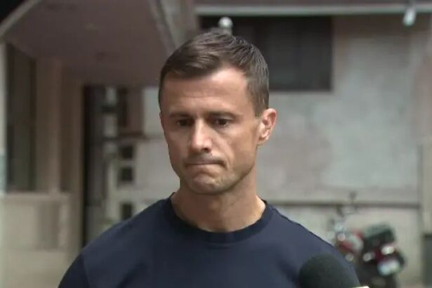 oficial visul lui dinamo s a incheiat jucatorul dorit in stefan cel mare a semnat si a fost prezentat noua echipa 68b321105527e