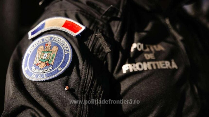 Paisprezece indivizi prinși de poliția de frontieră în cadrul unei operațiuni împotriva migrației clandestine 1 paisprezece persoane retinute de politistii de frontiera in cadrul unei actiuni pentru combaterea migratiei ilegale 68a7434acb025