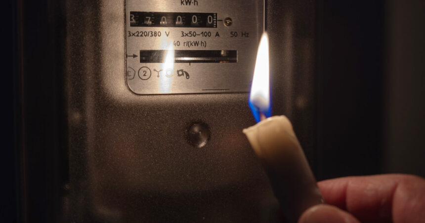 Irakul se află în întuneric: recorduri de temperatură și consumul crescut duc la o pană de curent totală 1 pana totala de electricitate in irak din cauza temperaturilor record si al cresterii consumului 689a391e0ae91