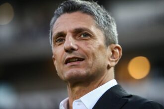 paok din nou adversara lui fcsb reactia lui razvan lucescu dupa ce a spulberat rijeka 68b15ede8b37d