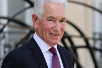 parisul l a convocat pe ambasadorul sua in franta charles kushner dupa acuzatii inacceptabile la adresa lui emmanuel macron 68abfac074849