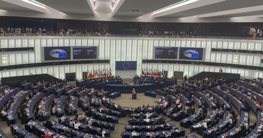 "Parlamentul European trage un semnal de alarmă înainte de întâlnirea Putin-Trump: „Pacea în Ucraina nu se poate discuta fără participarea Kievului”" 1 parlamentul european avertizeaza inainte de summitul putin trump nicio pace in ucraina nu poate fi negociata fara kiev 689b451611a93