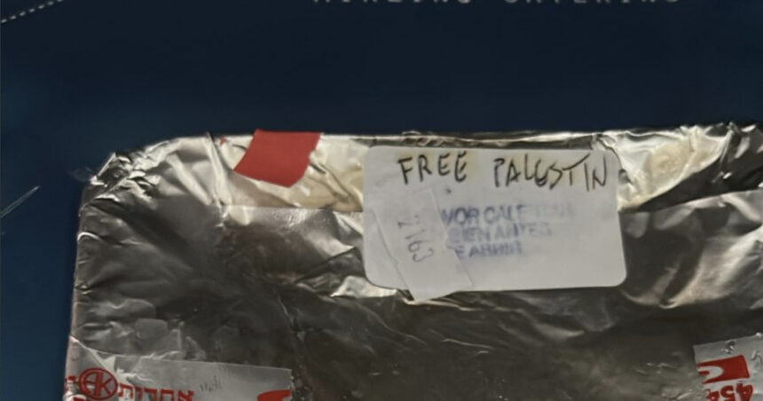 pasagerii evrei ai unui zbor iberia s au trezit cu sloganul free palestine in tava cu mancare cuser 6891ce1693aad
