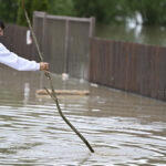 Atenție la inundații în 15 județe: hidrologii au alertat cu coduri portocaliu și galben, inclusiv în Suceava și Neamț! 2 pericol de inundatii pe rauri din 15 judete hidrologii au emis cod portocaliu si galben sunt vizate si suceava si neamt 6891e01b91030