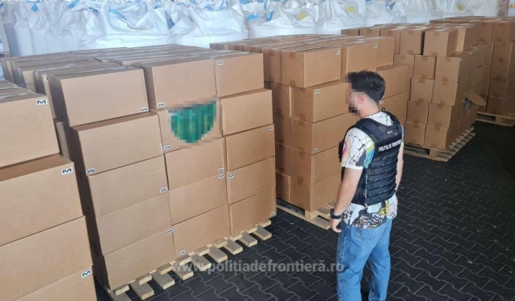 Captură impresionantă: Polițiștii Gărzii de Coastă descoperă un container cu peste 15 milioane de ţigarete, evaluat la 4 milioane de euro! 1 peste 15 milioane de tigarete gasite intr un container de politistii garzii de coasta produsele valoareaza 4 milioane de euro 689c4dbeed6f9
