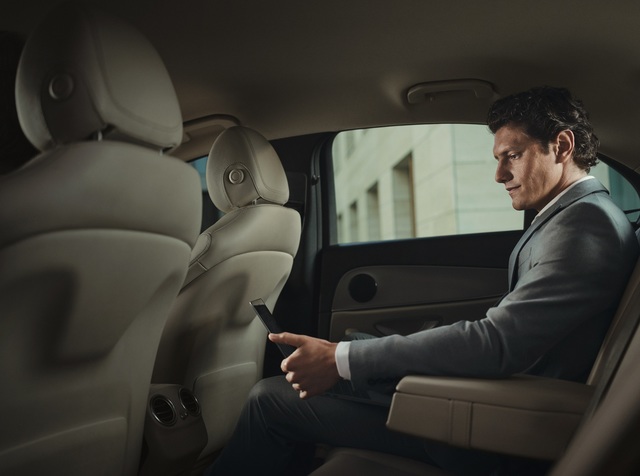 Peste 300 de șoferi de ride-sharing descoperiți fără contracte de muncă! 1 peste 300 de soferi de ride sharing prinsi fara contract de munca 689d94badc1df