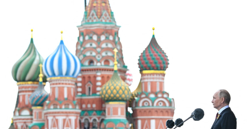 Strategia secretă a lui Putin: „Continuarea războiului e o alegere mai simplă decât realizarea păcii”. Ce planuri are Rusia? 1 planul lui putin descifrat din culise e mai usor sa continue razboiul decat sa faca pace ce strategie a pus la punct rusia 6898d6010cc30