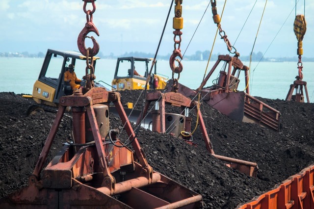 Strategiile americane pentru extragerea mineralelor din adâncuri riscă să destabilizeze echilibrul mondial și să sprijine China, atrag atenția specialiștii. 1 planurile sua de exploatare a mineralelor de la mare adancime ar putea submina ordinea globala si avantaja china avertizeaza