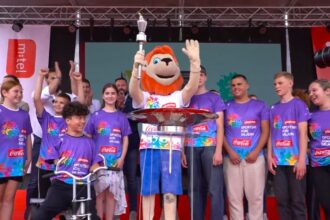 ploaie de stele sport ro transmite plazma youth sports games nume uriase din fotbalul mondial se reunesc pentru o cauza nobila 68a6cc310af36