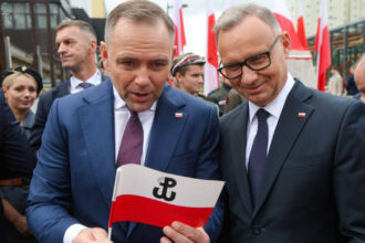 polonia isi schimba presedintele ce urmeaza pentru guvernul tusk dupa investirea nationalistului karol nawrocki 68905d1291f4b