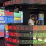 Polonia își propune o majorare semnificativă a impozitelor pe câștigurile bancare, iar acțiunile se prăbușesc. 3 polonia vrea sa creasca puternic taxele pe profitul bancilor actiunile se prabusesc 68a86e3b2a36d